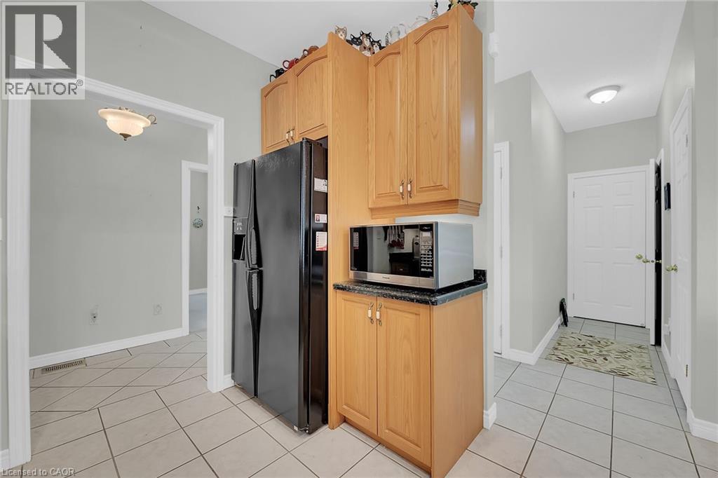 Photo 16 of 213 Nash Road S Unit 22, Hamilton ON