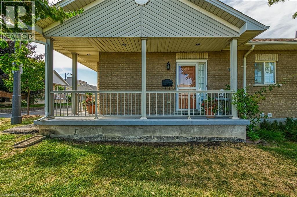 Photo 4 of 213 Nash Road S Unit 22, Hamilton ON