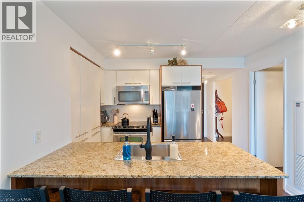 Photo 12 of 5 Valhalla Inn Road, Toronto ON