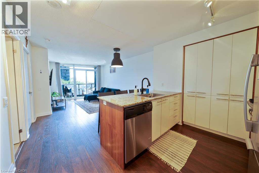 Photo 4 of 5 Valhalla Inn Road, Toronto ON