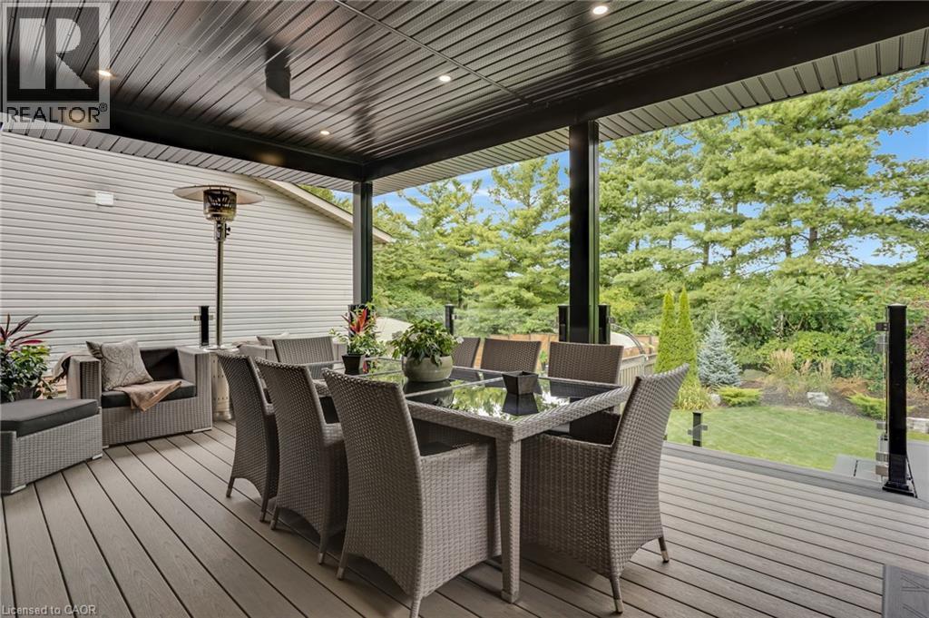 Photo 33 of 34 Woodcrest Court, Kitchener ON