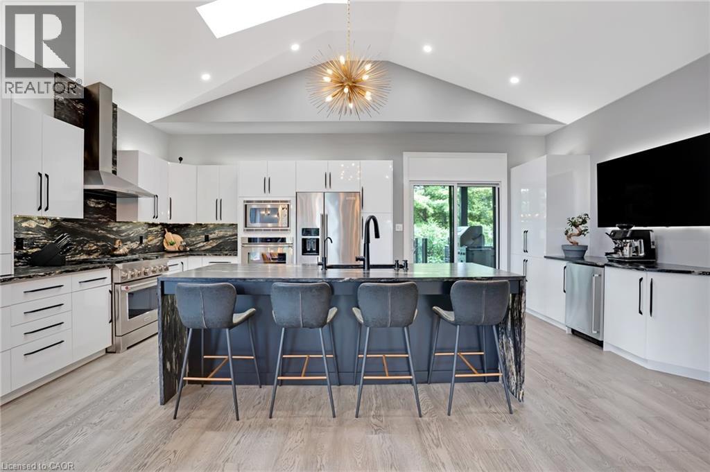 Photo 6 of 34 Woodcrest Court, Kitchener ON