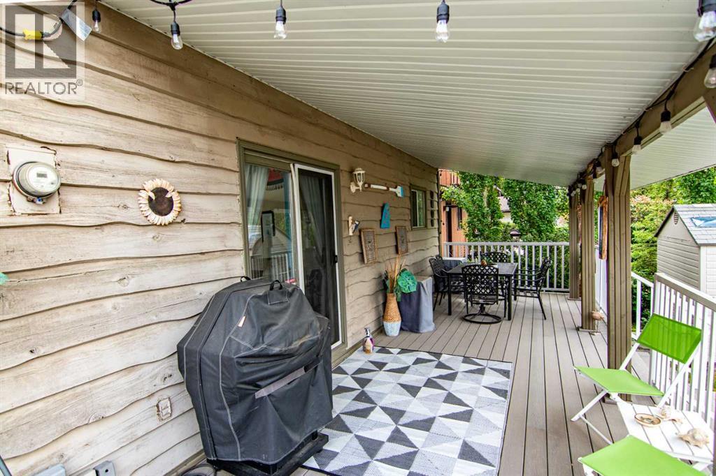 Photo 32 of 5014 43 Street, Sylvan Lake AB