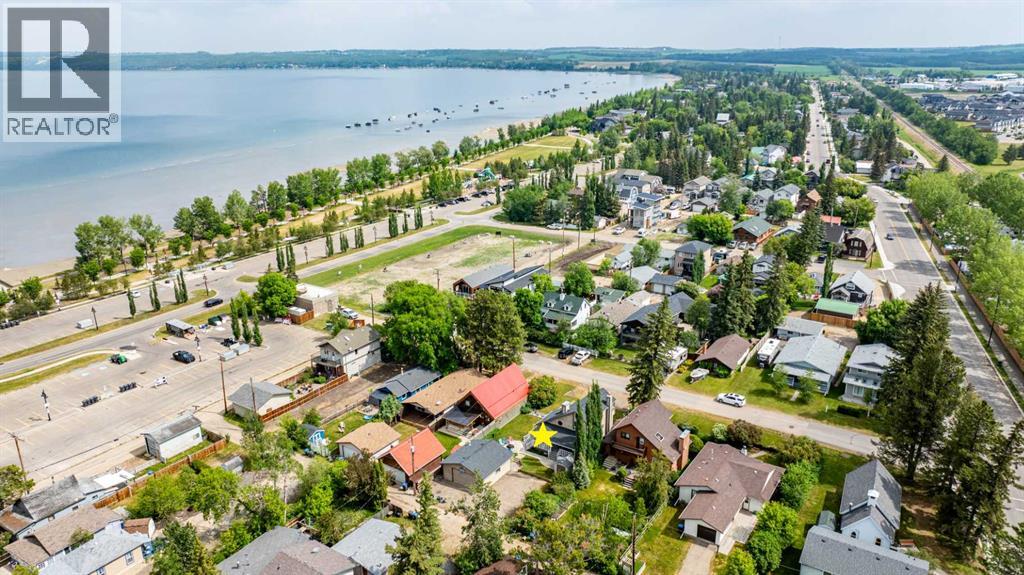 Photo 4 of 5014 43 Street, Sylvan Lake AB