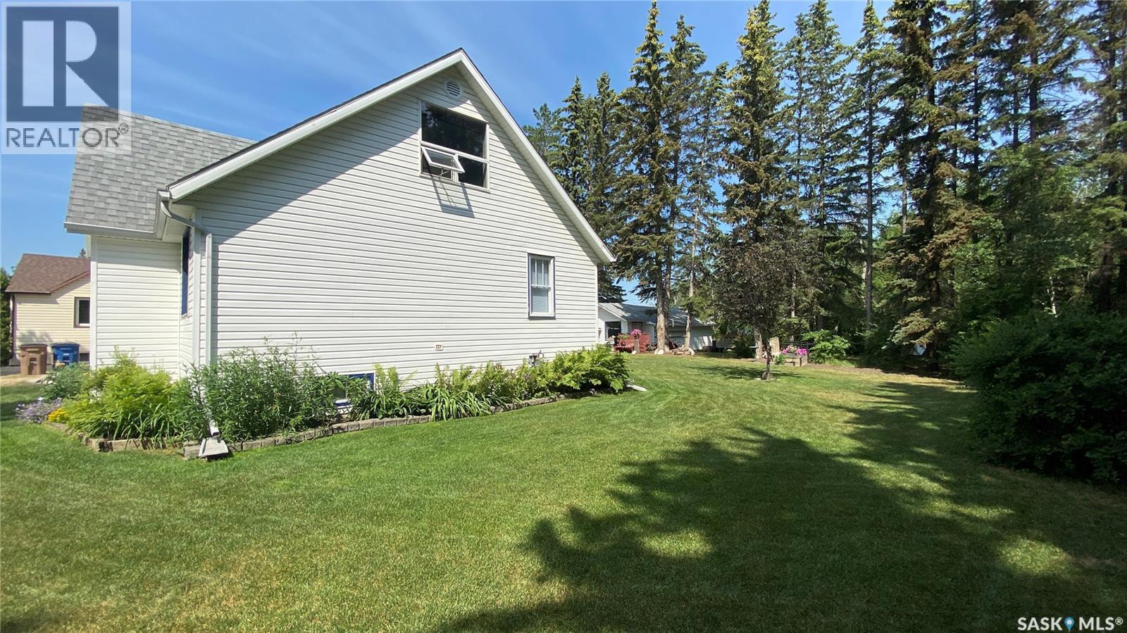 Photo 40 of 1007 110th Avenue, Tisdale SK