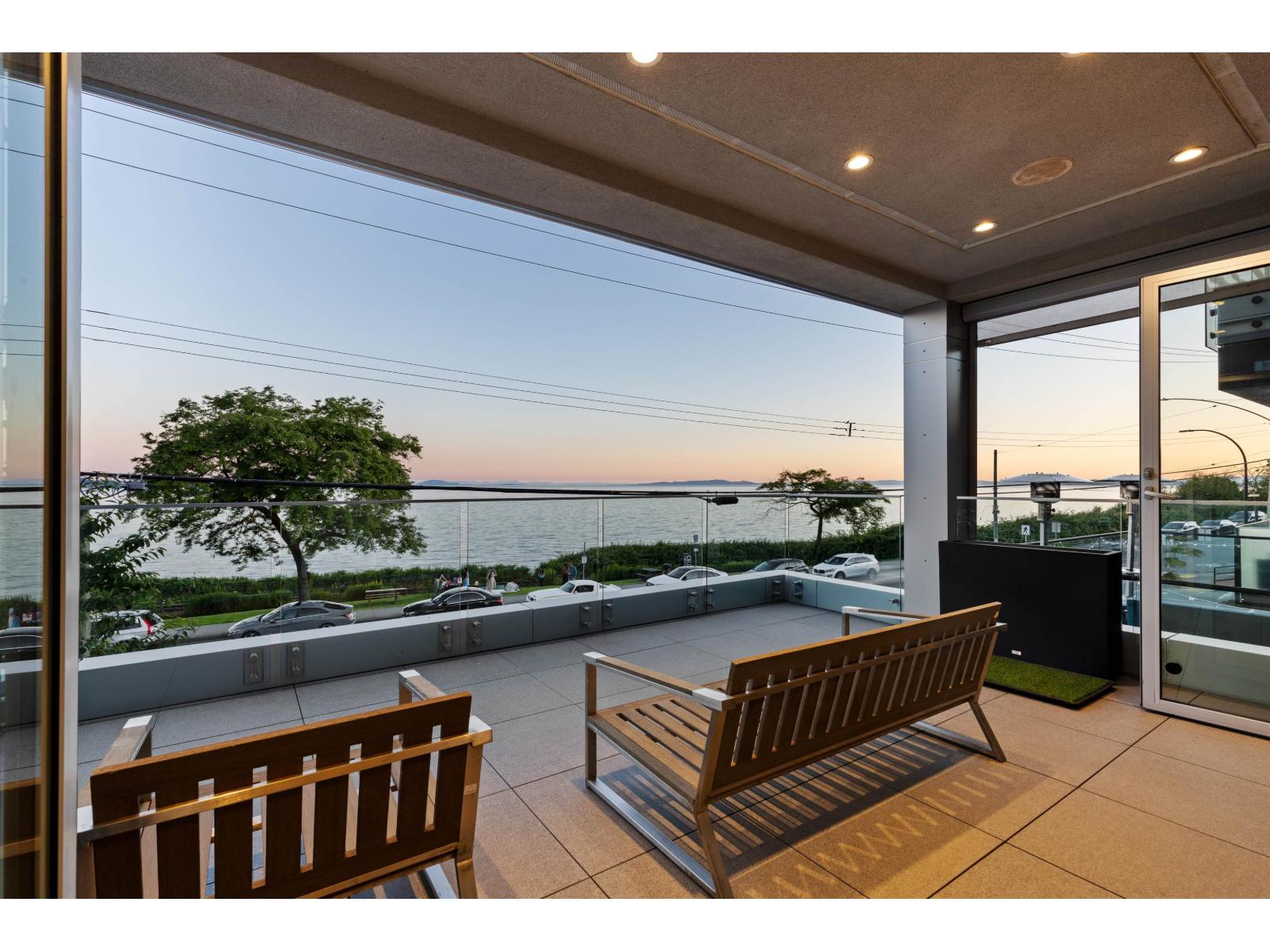 Photo 8 of 14559 Marine Drive, White Rock BC