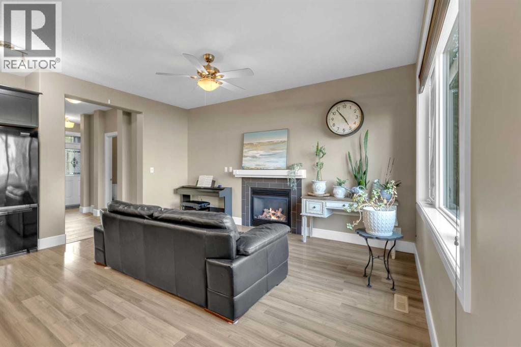 Photo 13 of 297 Carrington Drive, Red Deer AB