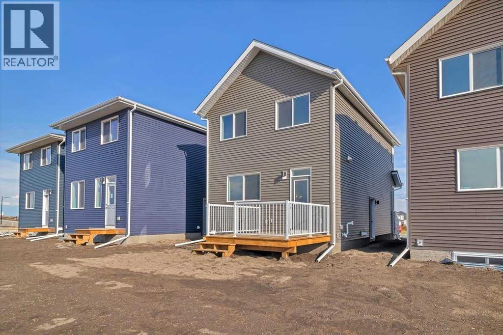 Photo 5 of 74 Wedderburn Drive, Okotoks AB