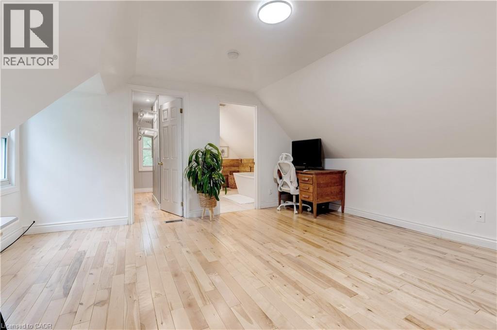 Photo 26 of 3038 Binbrook Road, Hamilton ON