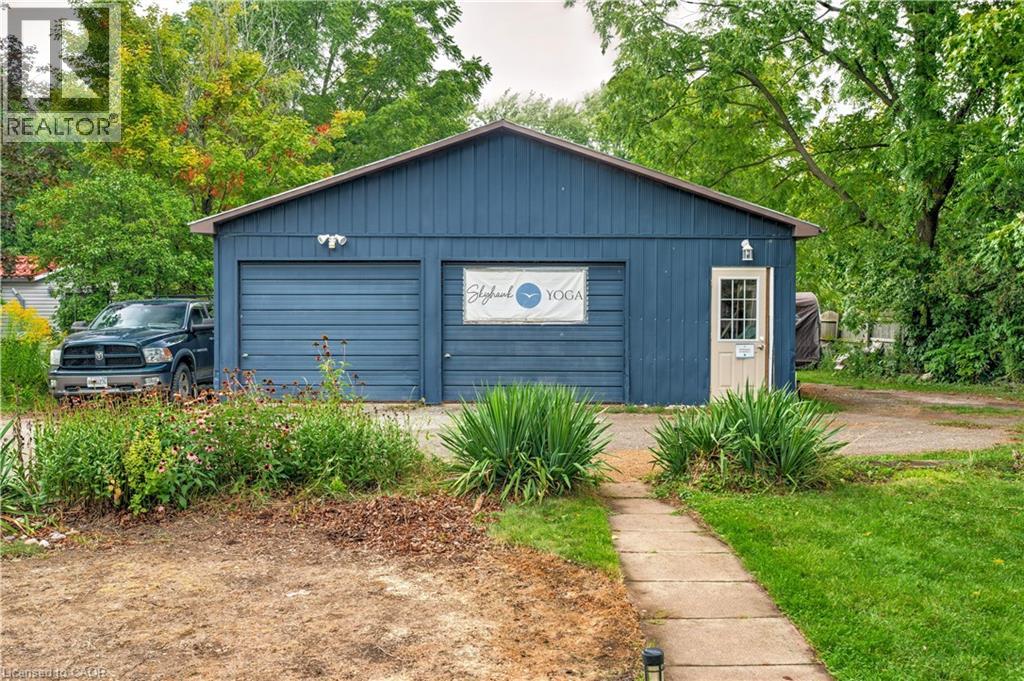 Photo 32 of 3038 Binbrook Road, Hamilton ON