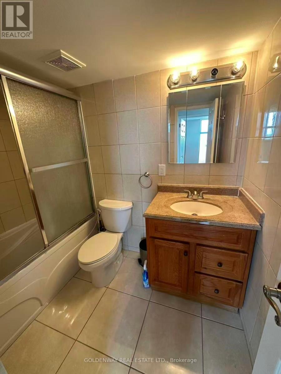 Photo 2 of 802 5949 Yonge Street, Toronto ON