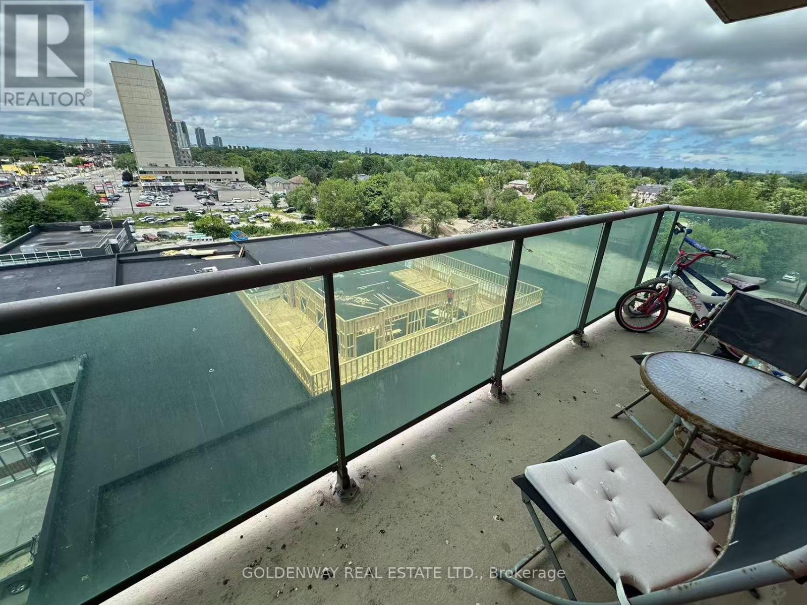 Photo 5 of 802 5949 Yonge Street, Toronto ON