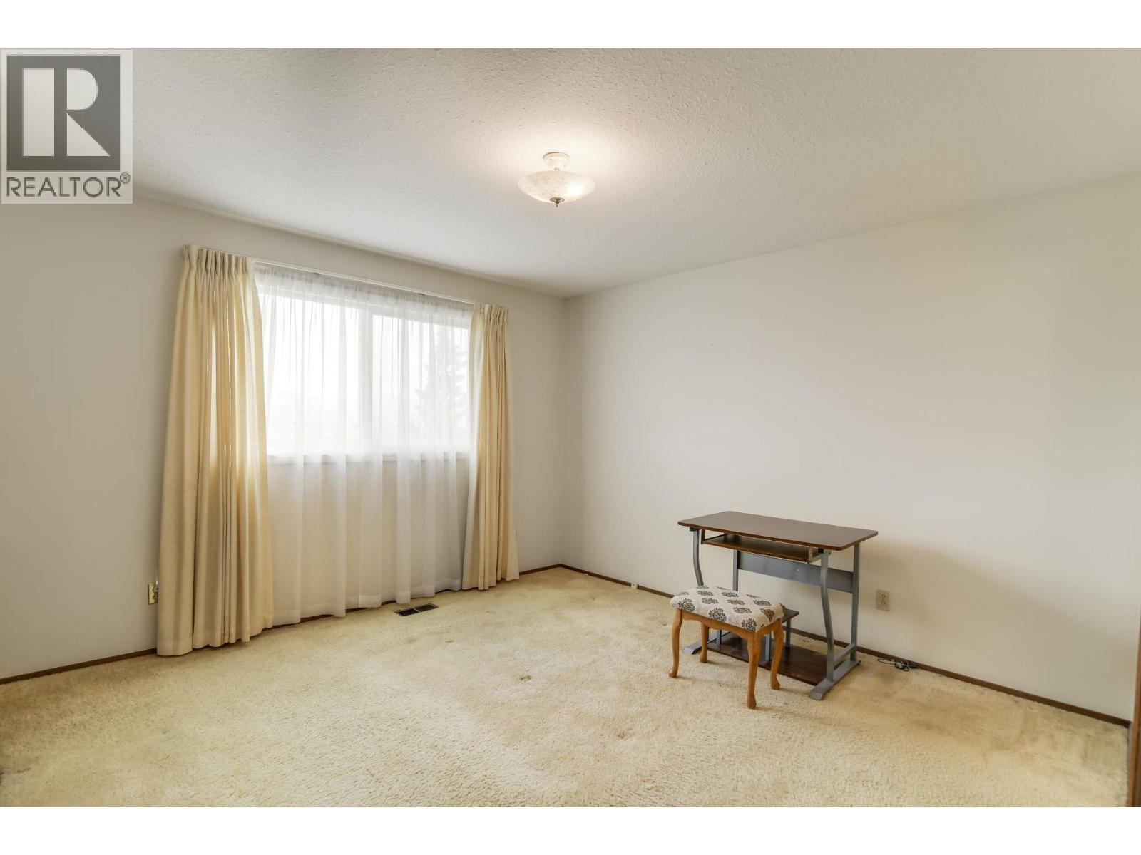 Photo 14 of 1812 Jonathan Road, Kelowna BC