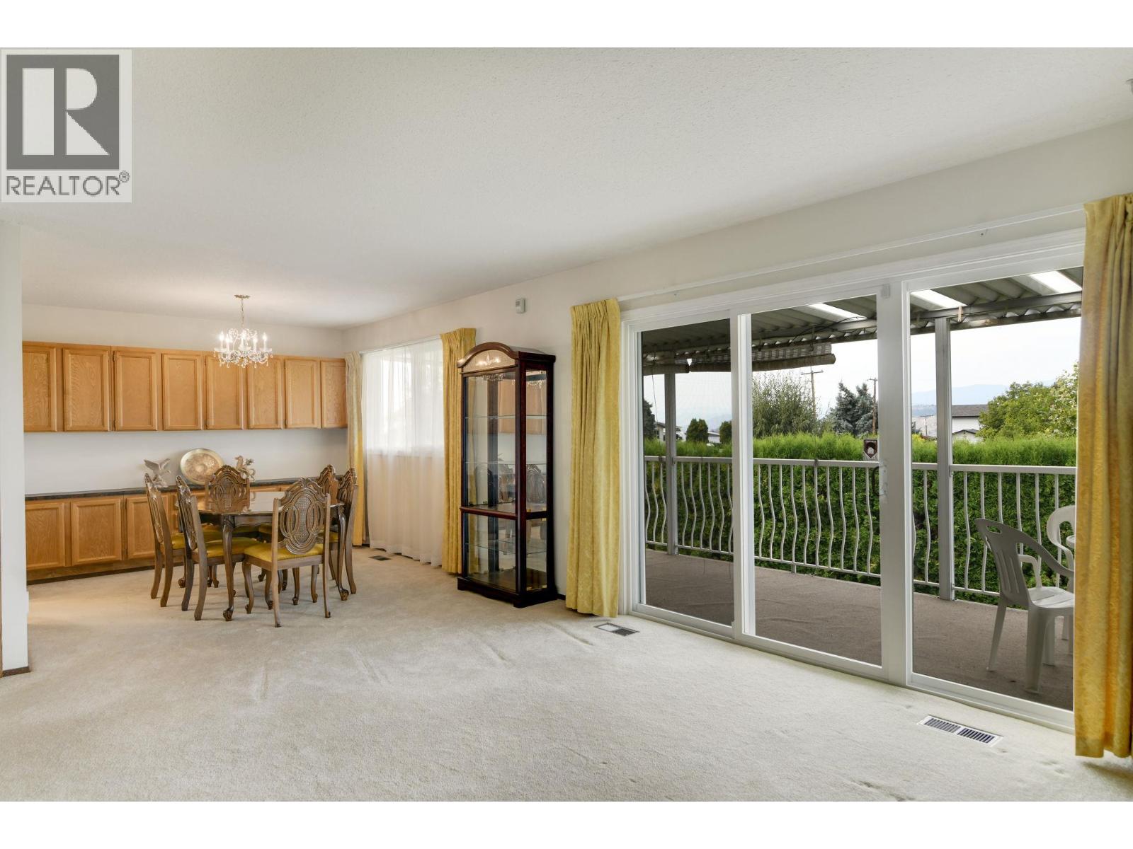 Photo 9 of 1812 Jonathan Road, Kelowna BC