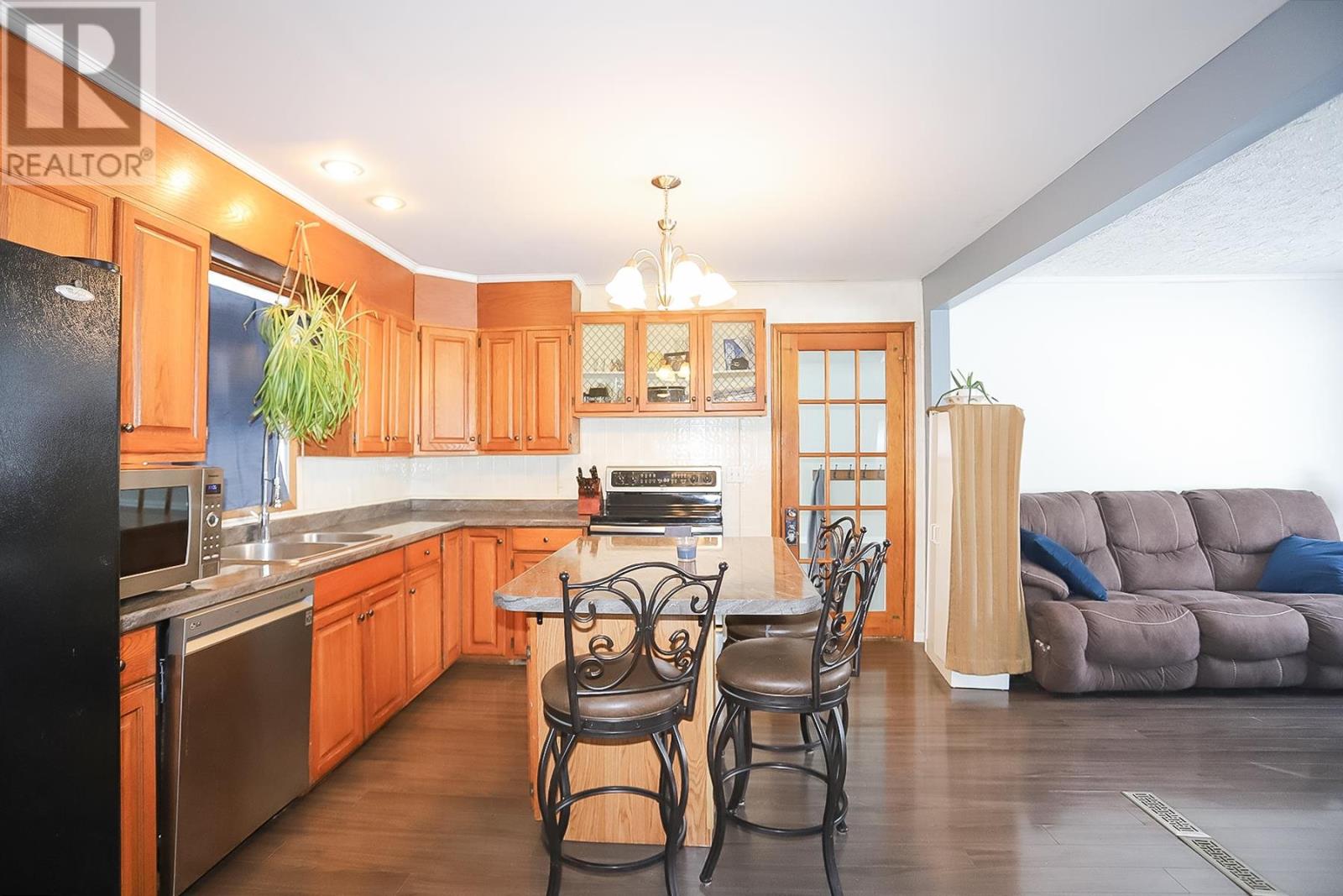 Photo 23 of 297 Eastern Ave, Sault Ste Marie ON