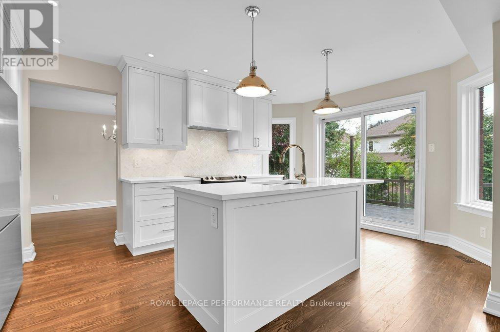 Photo 9 of 51 Goulding Crescent, Ottawa ON