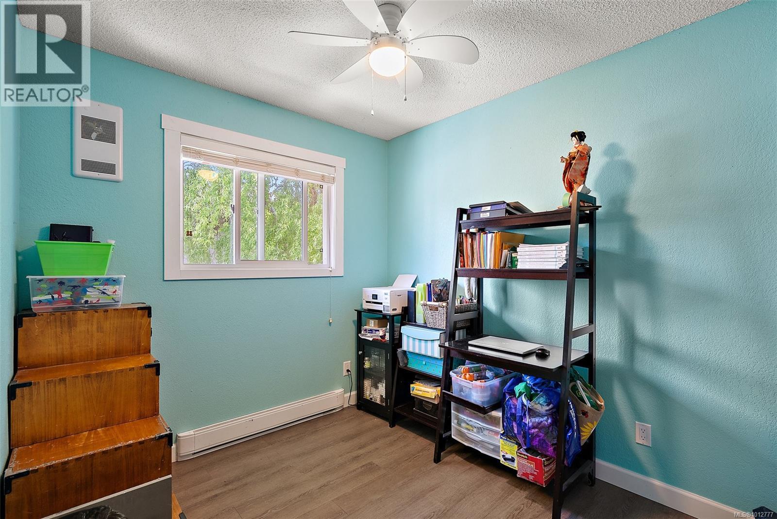 110 Jedburgh Pl, View Royal