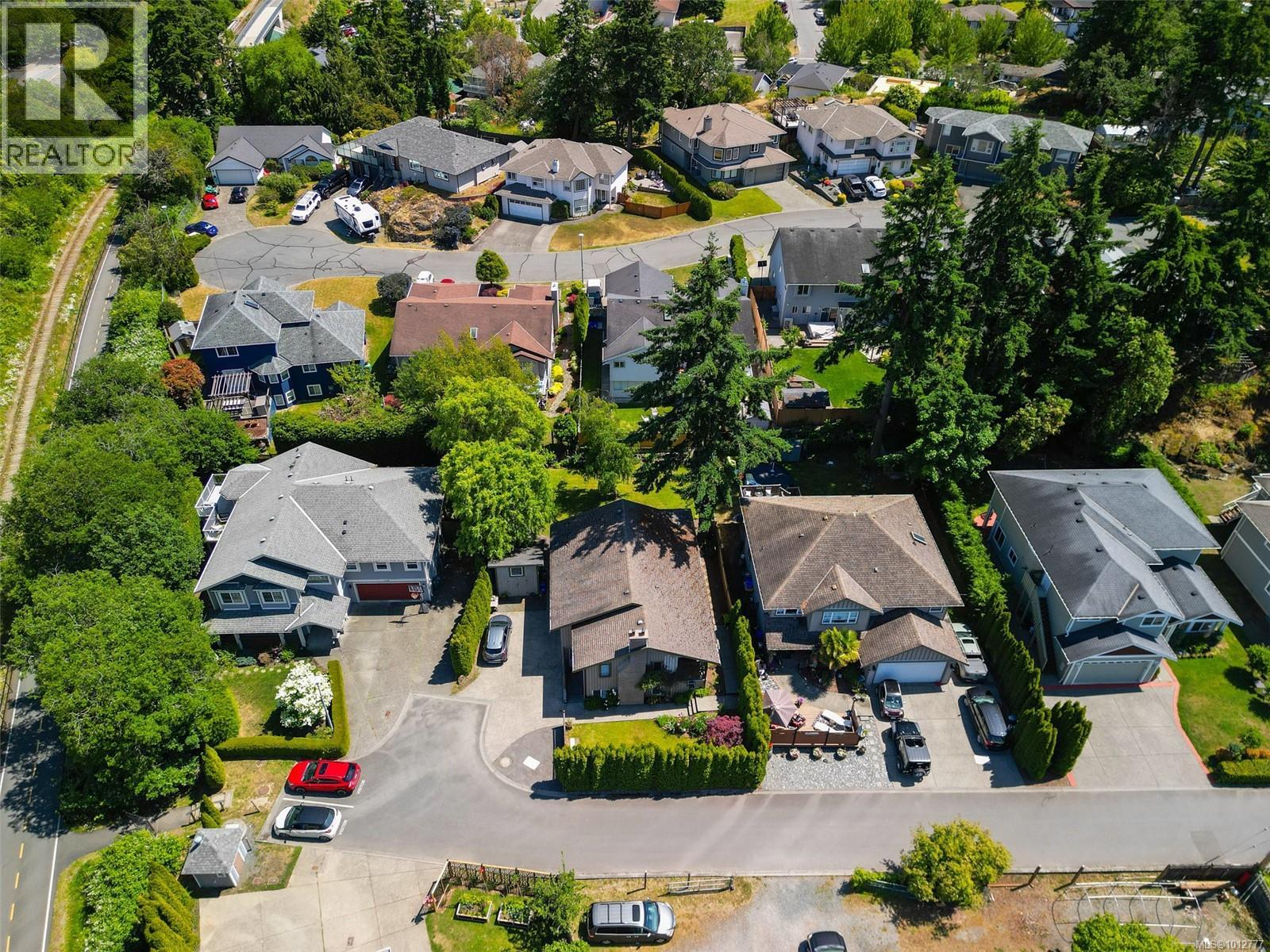 110 Jedburgh Pl, View Royal