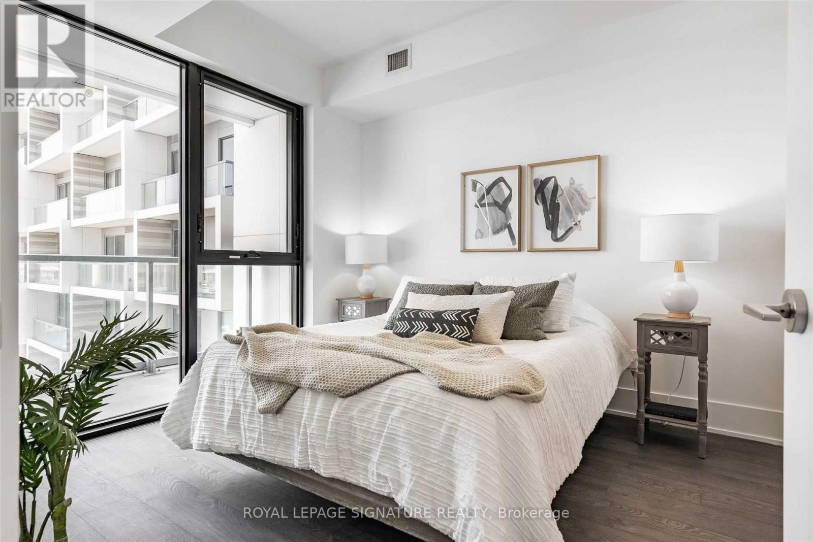 Photo 13 of 618 118 Merchants Wharf Way, Toronto ON