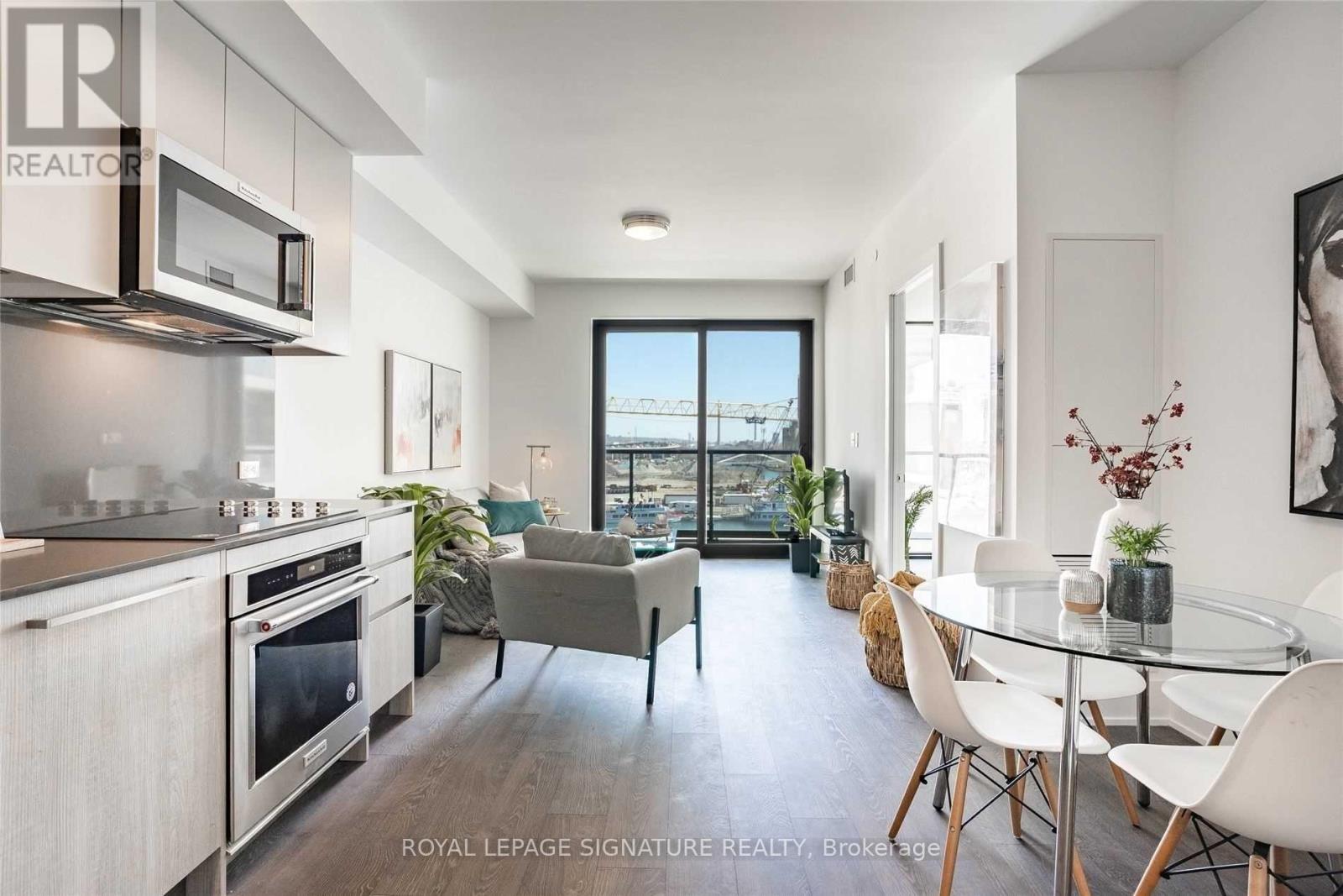 Photo 7 of 618 118 Merchants Wharf Way, Toronto ON