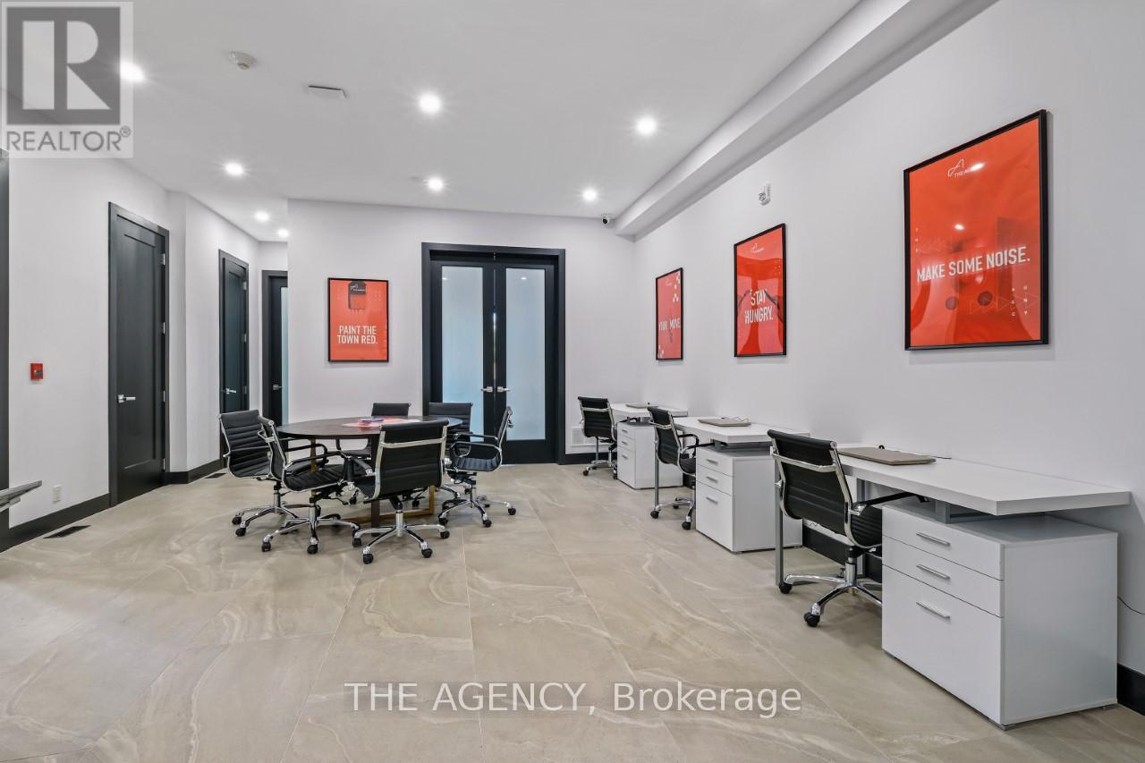 Photo 5 of Main Level 378 Fairlawn Avenue, Toronto ON