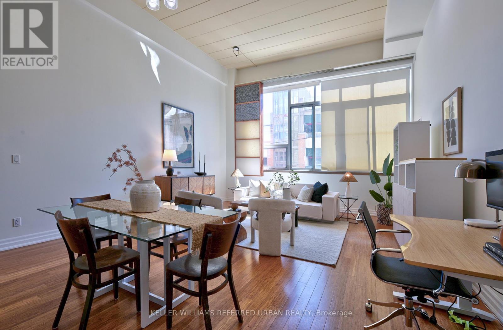Photo 14 of 209 160 Baldwin Street, Toronto ON