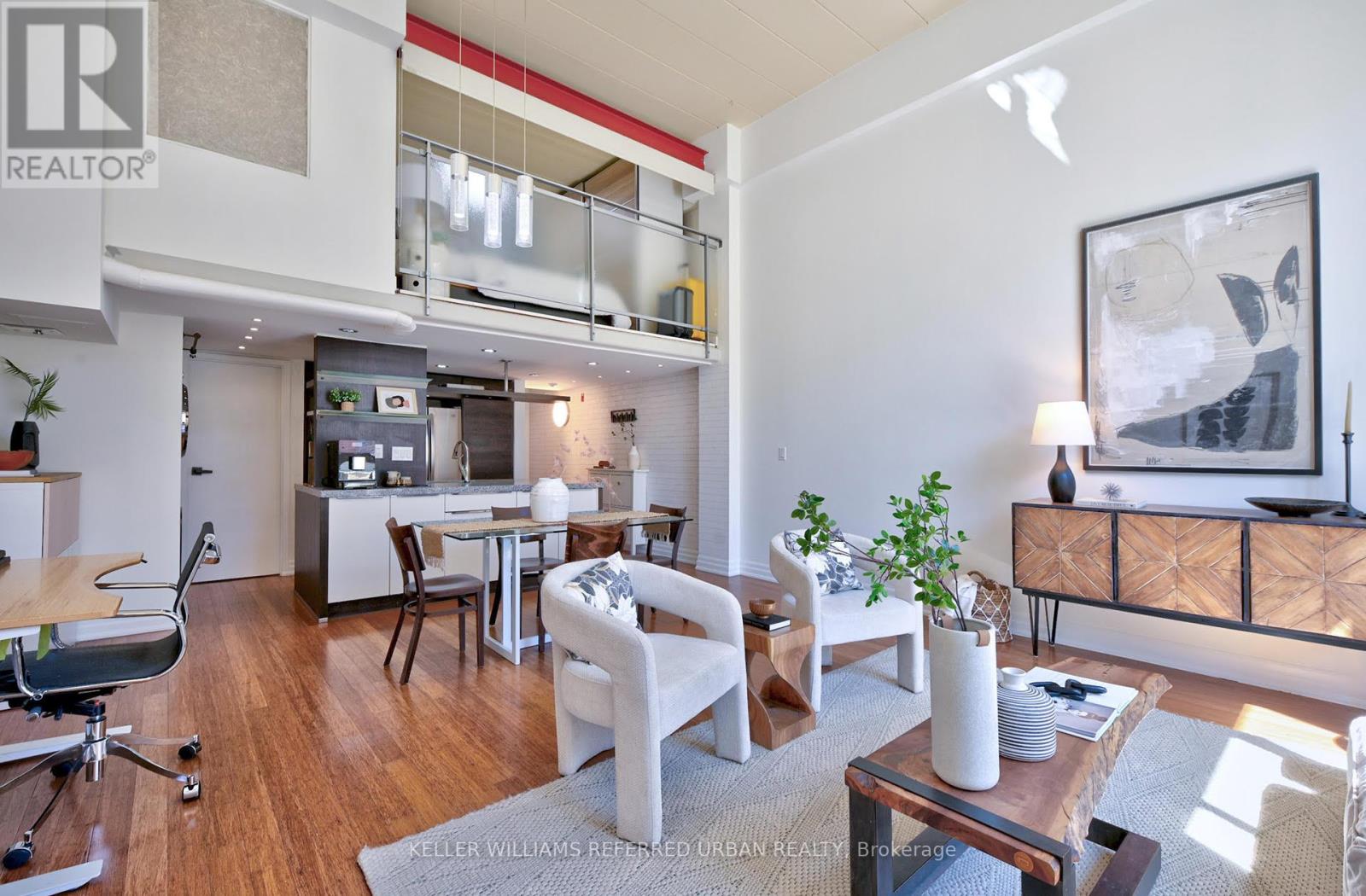 Photo 16 of 209 160 Baldwin Street, Toronto ON