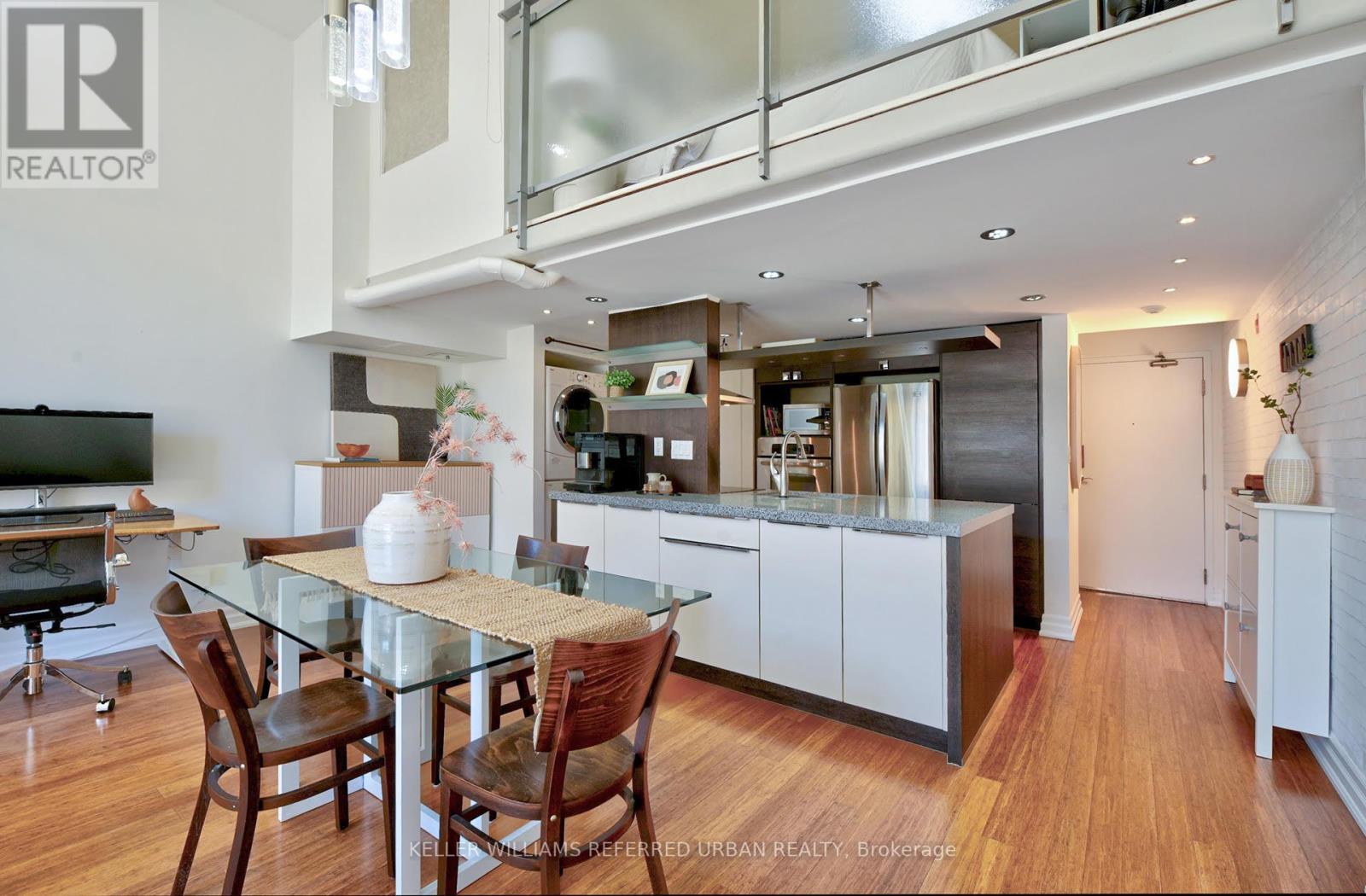 Photo 8 of 209 160 Baldwin Street, Toronto ON