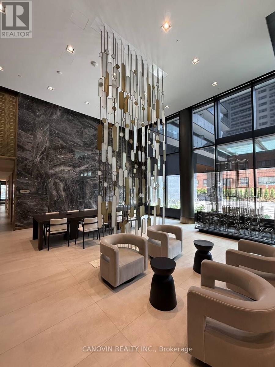 Photo 1 of 3203 117 Broadway Avenue, Toronto ON