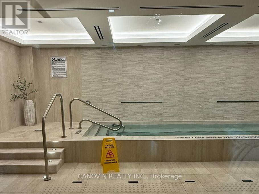 Photo 8 of 3203 117 Broadway Avenue, Toronto ON