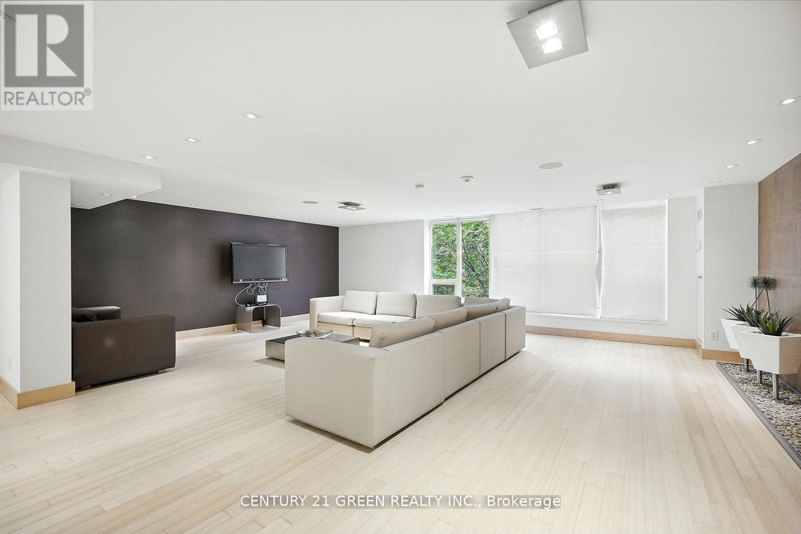Photo 35 of 508 205 Frederick Street, Toronto ON