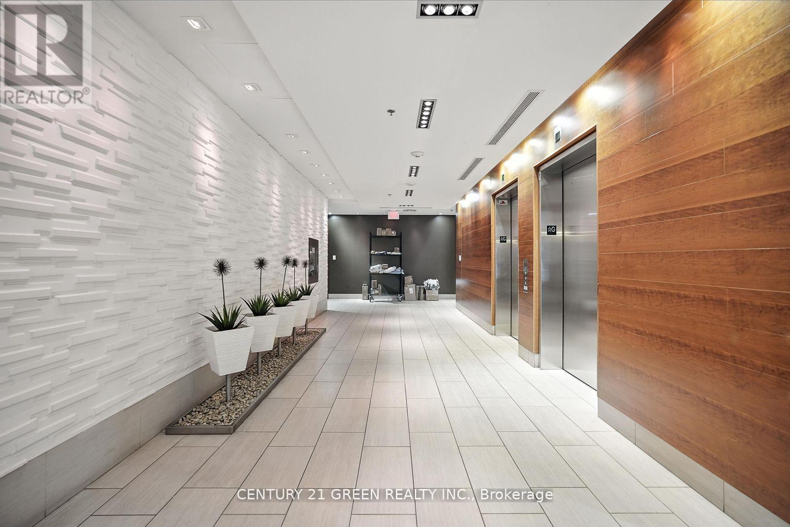 Photo 5 of 508 205 Frederick Street, Toronto ON