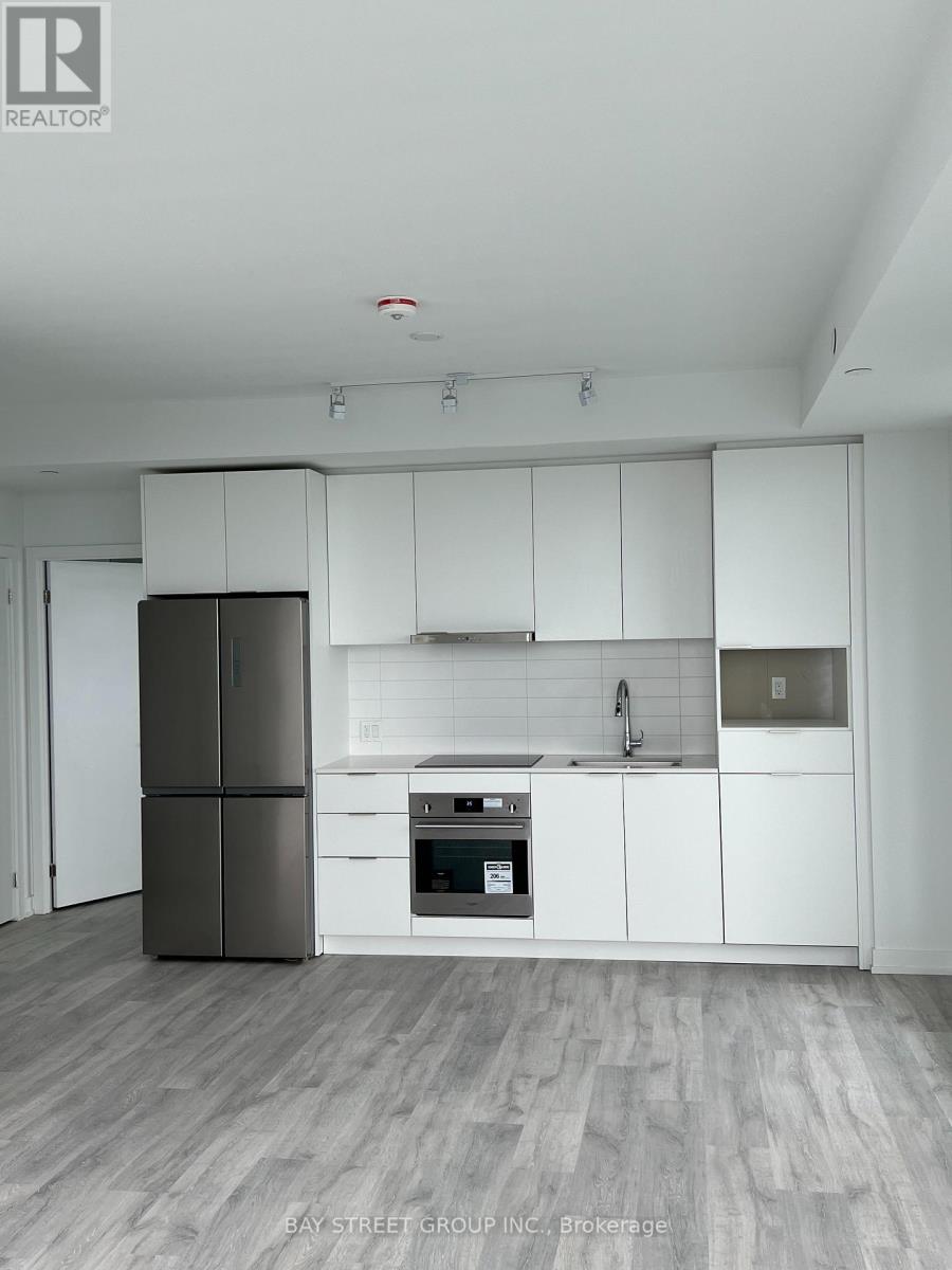 Photo 6 of 3203 8 Olympic Garden Drive, Toronto ON