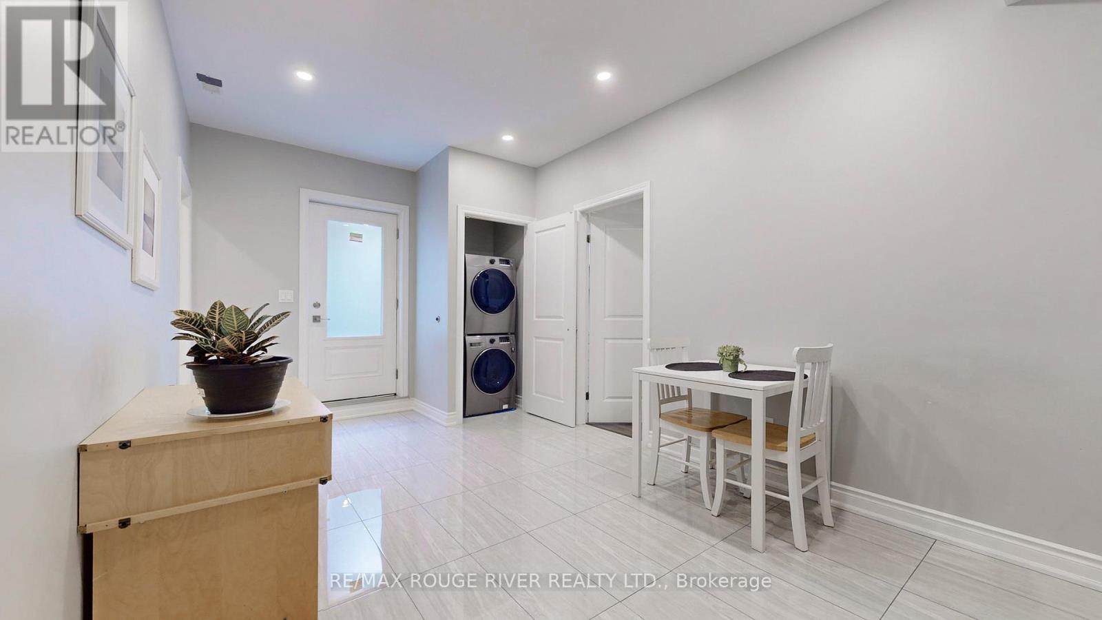 Photo 33 of 1 Bellbrook Road, Toronto ON