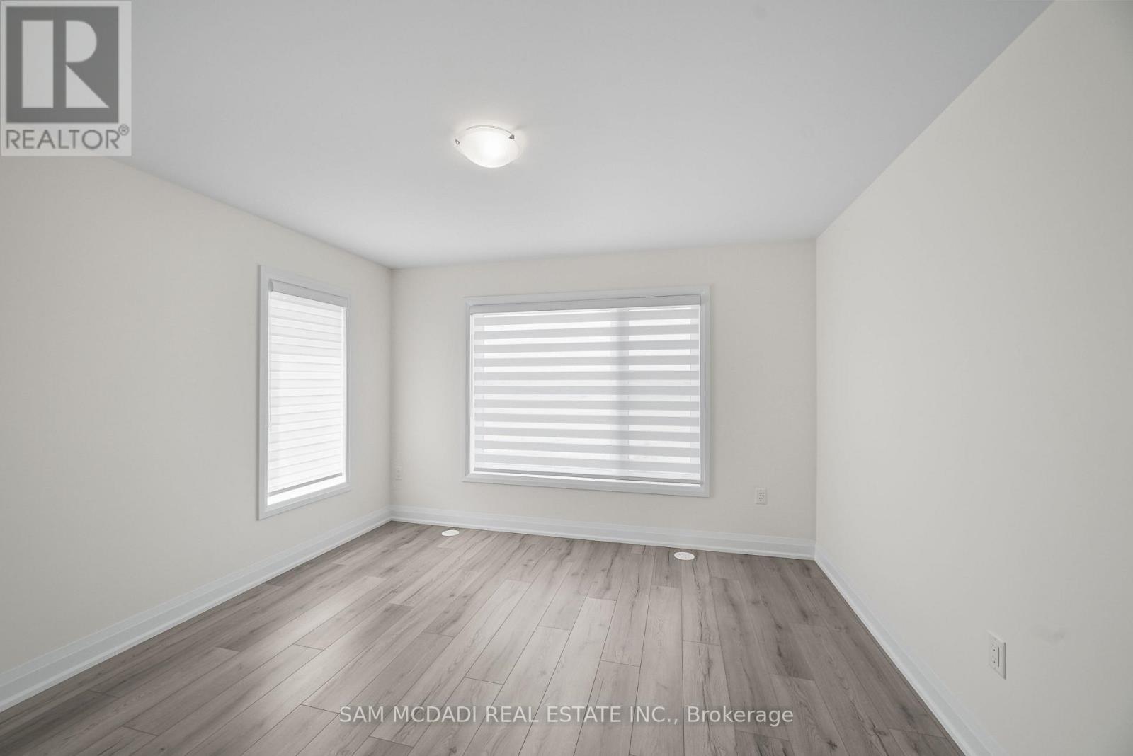 Photo 31 of 601 1695 Dersan Street, Pickering ON