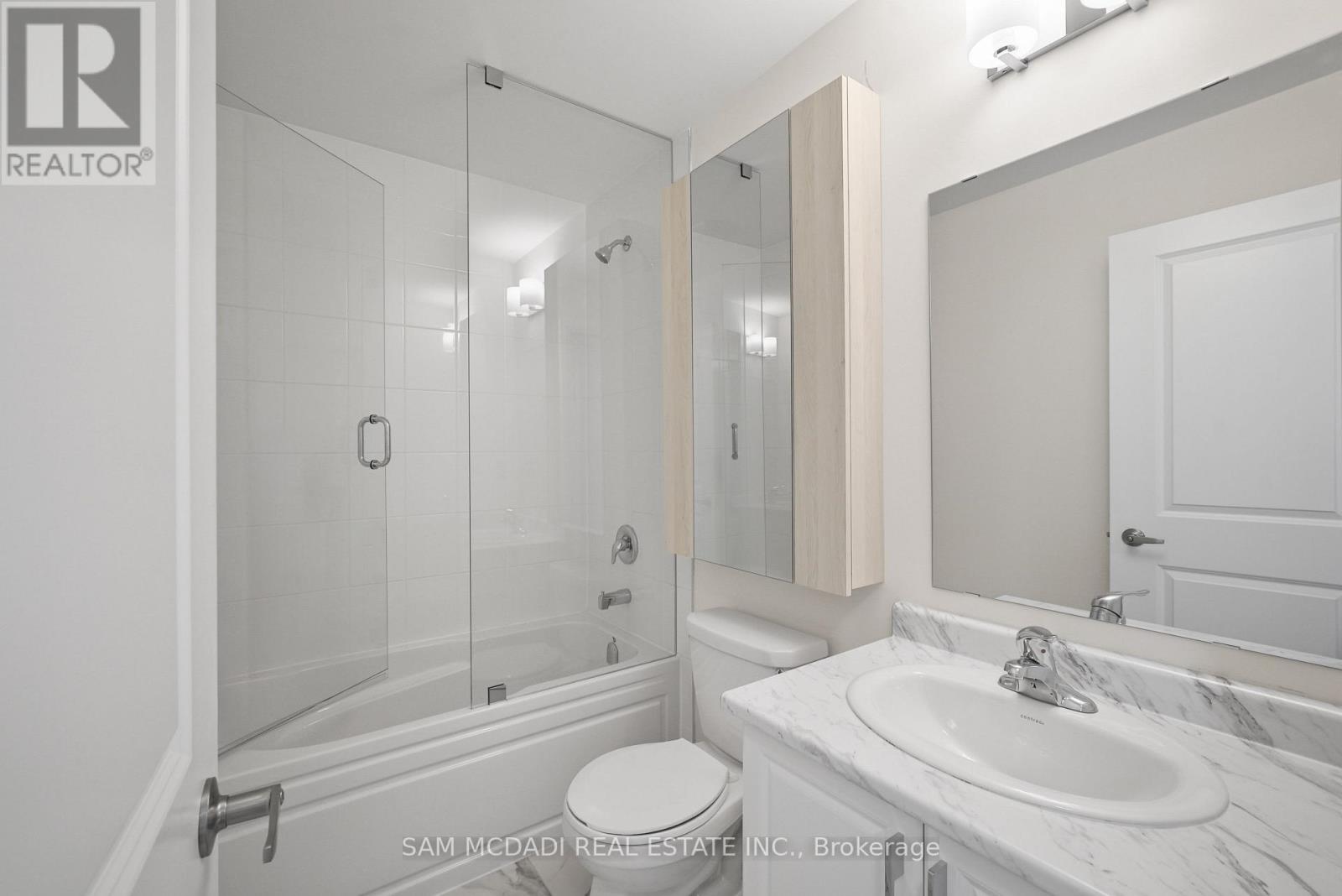 Photo 35 of 601 1695 Dersan Street, Pickering ON