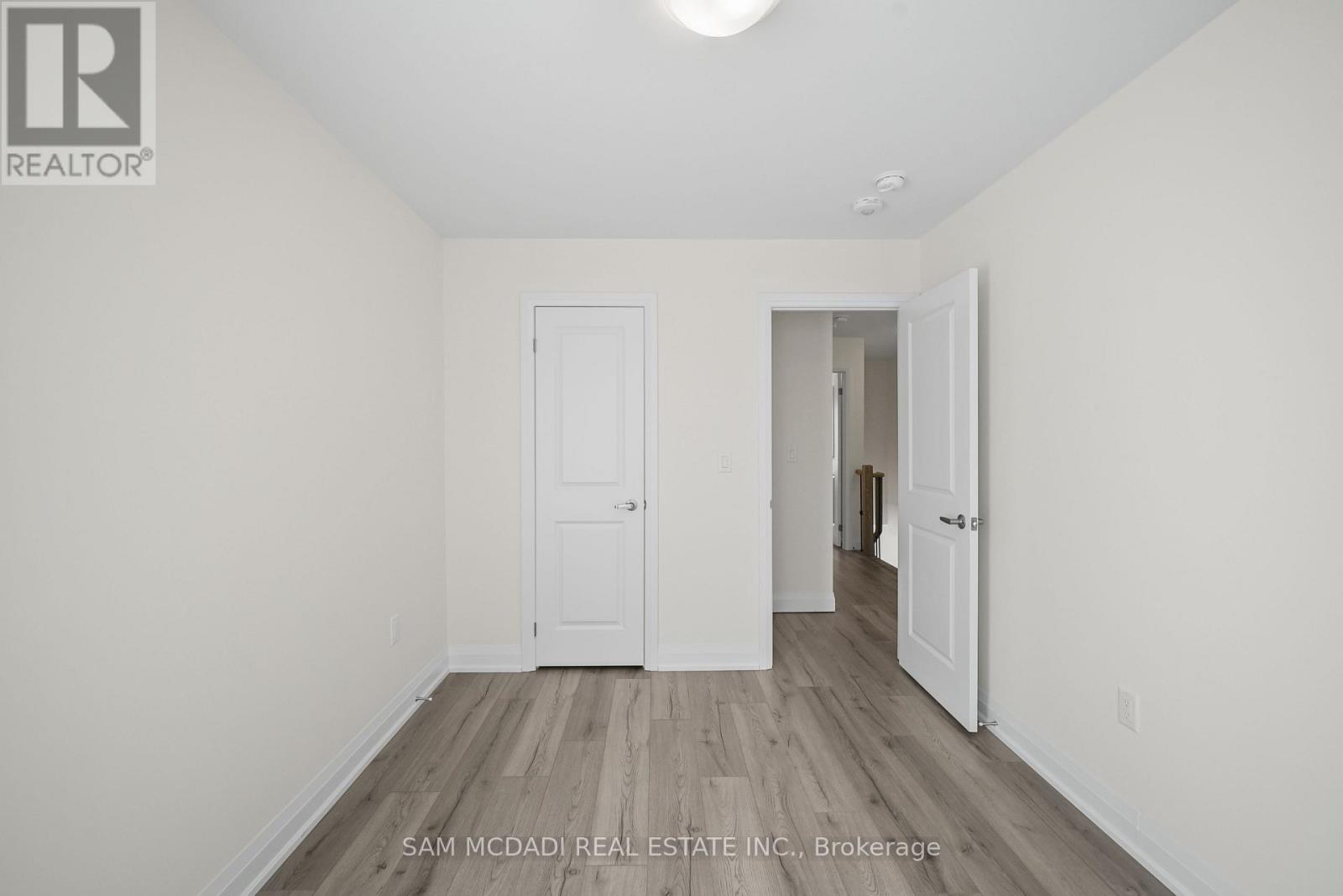 Photo 38 of 601 1695 Dersan Street, Pickering ON