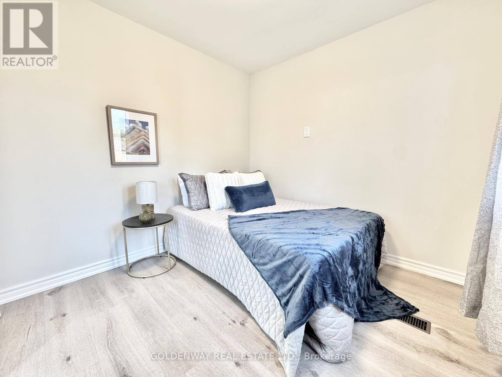Photo 14 of 1286 Cedar Street, Oshawa ON