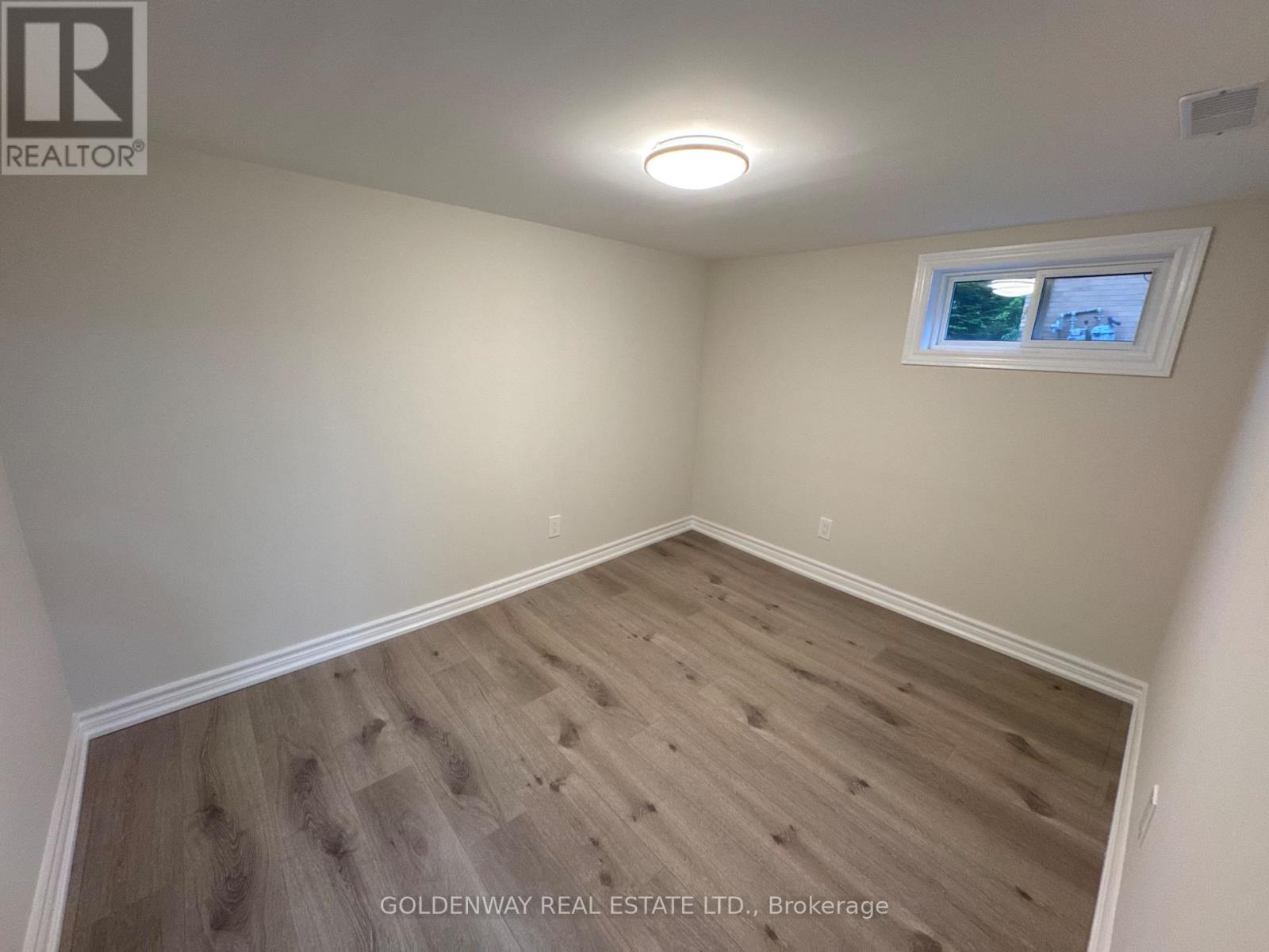 Photo 23 of 1286 Cedar Street, Oshawa ON