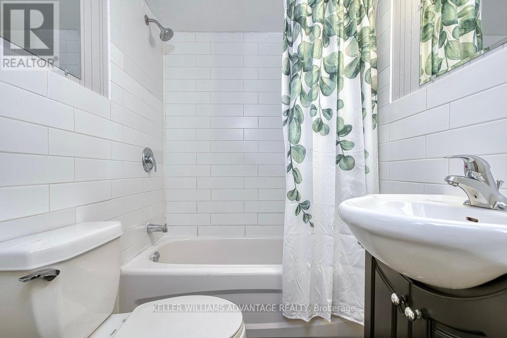 Photo 34 of 218 Broadview Avenue, Toronto ON