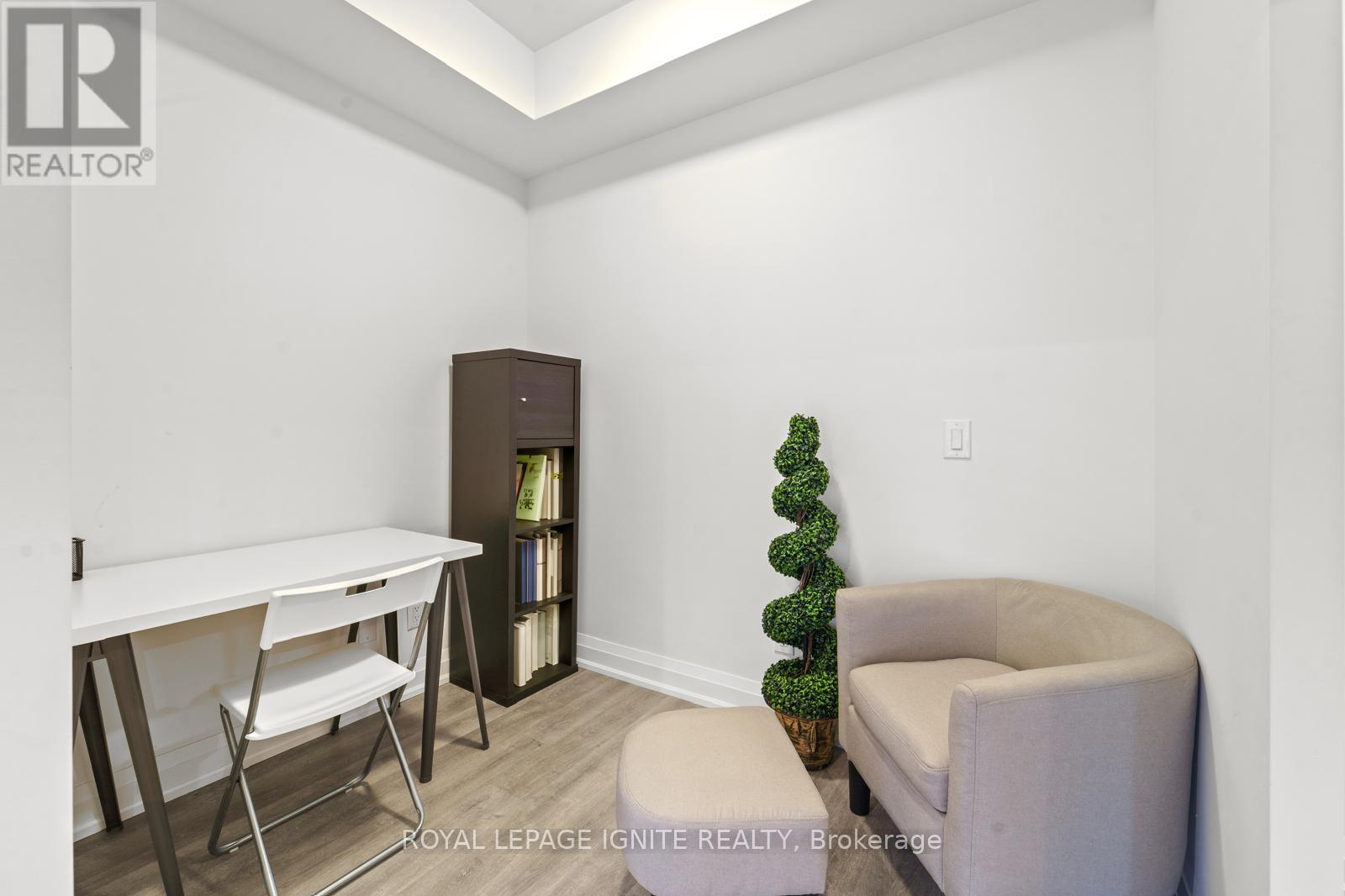 Photo 11 of 213 2369 Danforth Avenue, Toronto ON
