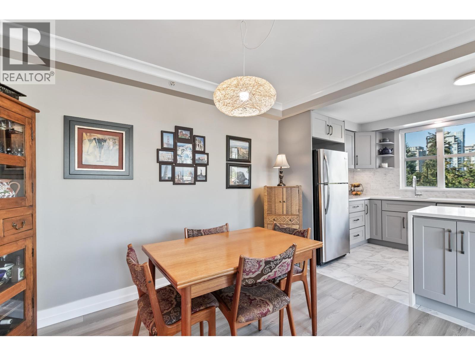Photo 6 of 601 3071 Glen Drive, Coquitlam BC