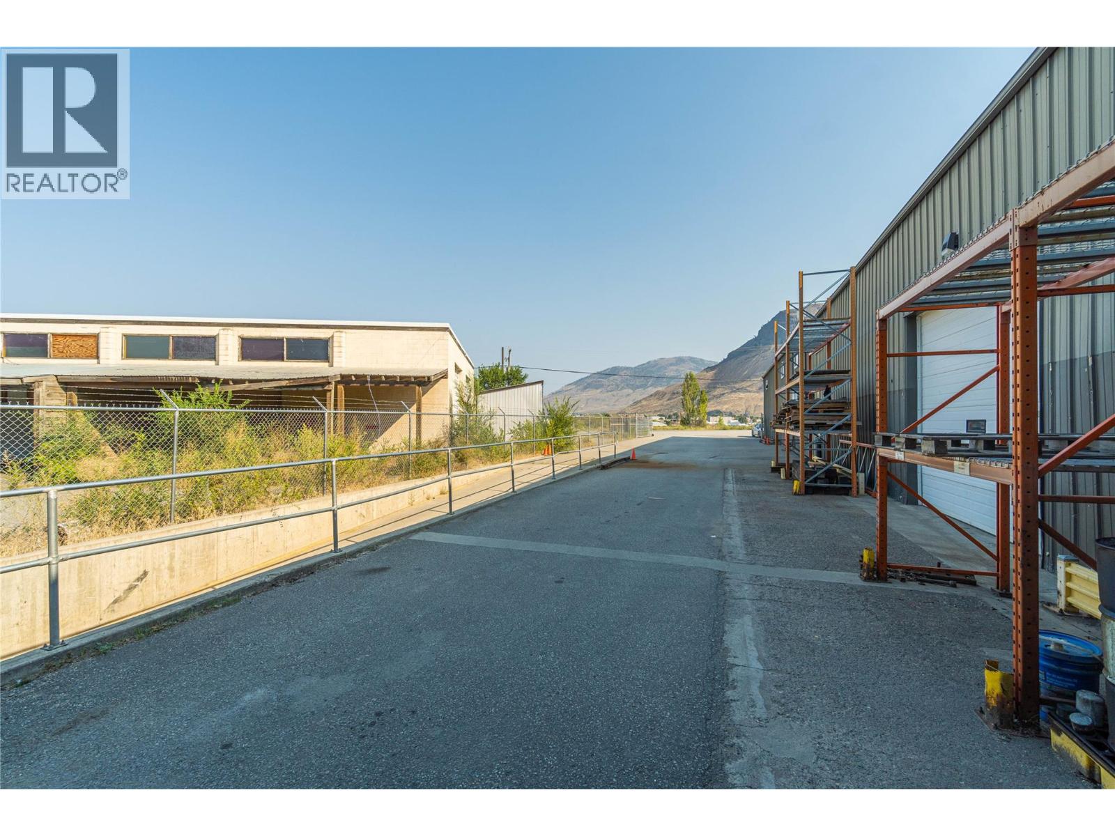  657 Sarcee Street West, Kamloops