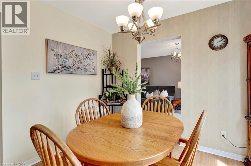Photo 11 of 14 Broom Street, Ayr ON