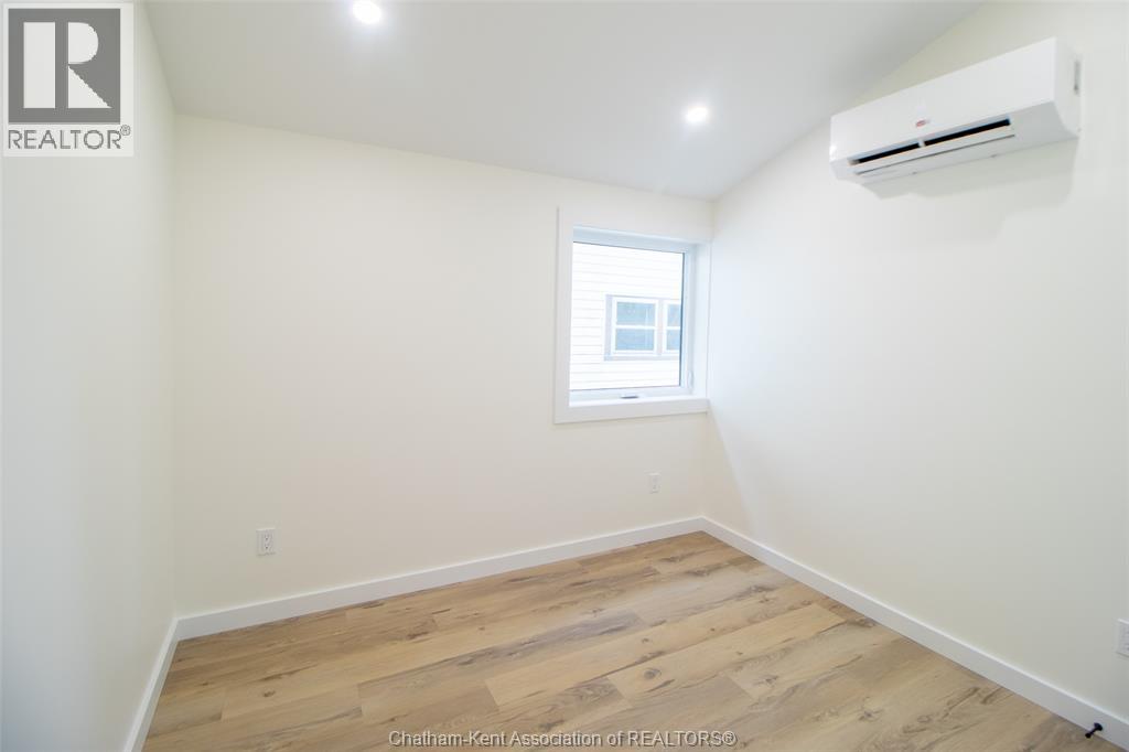 Photo 12 of 91 Adelaide Street South, Chatham ON