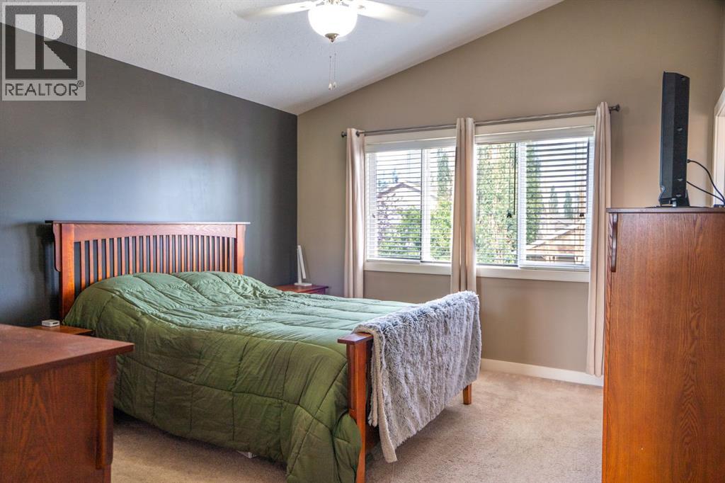 Photo 20 of 3307 52nd Street, Camrose AB