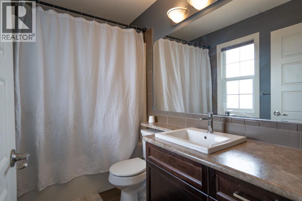 Photo 30 of 3307 52nd Street, Camrose AB