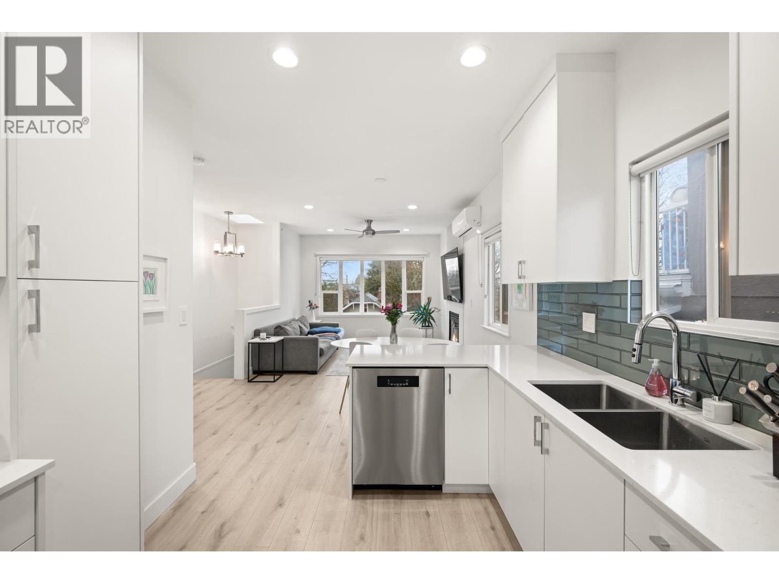 Photo 13 of 5260 St Catherines Street, Vancouver BC