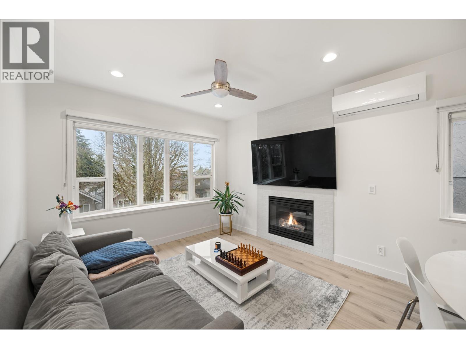 Photo 4 of 5260 St Catherines Street, Vancouver BC