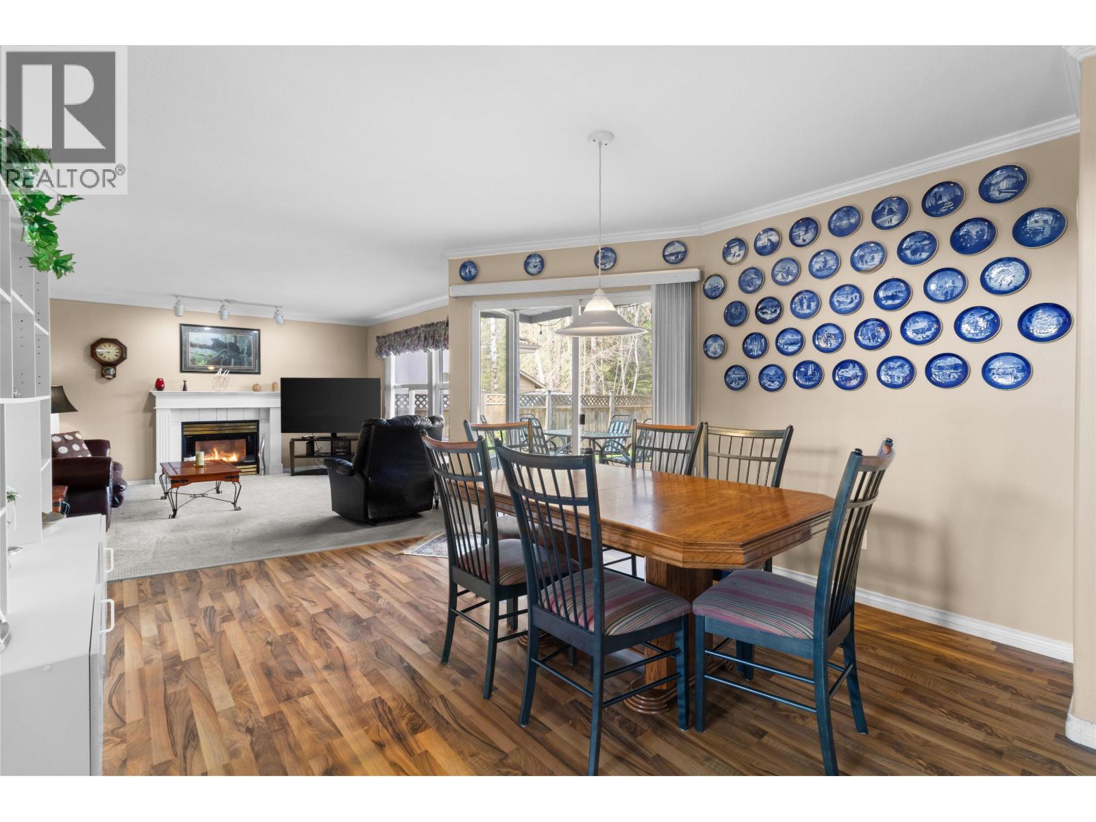Photo 12 of 939 Riverside Drive, Port Coquitlam BC